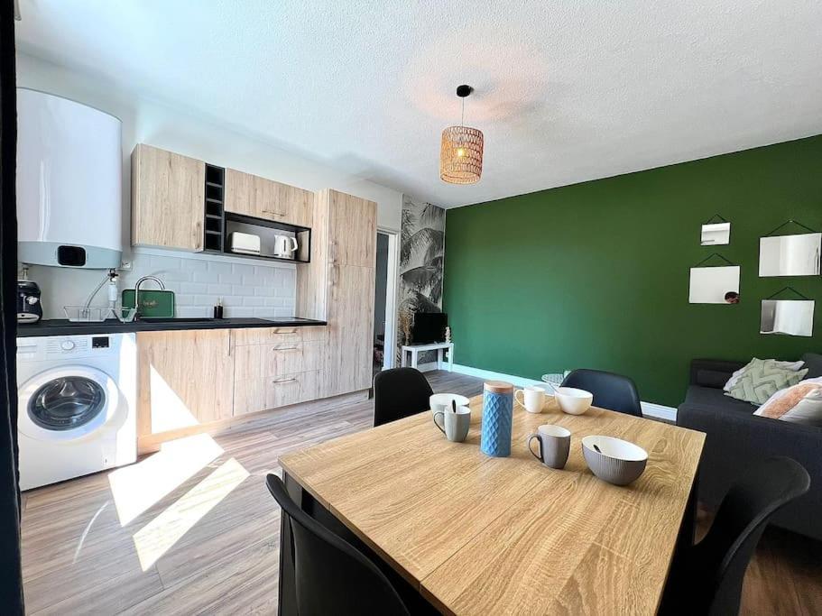 L Europe Apartment มงเตลิมาร์ ภายนอก รูปภาพ